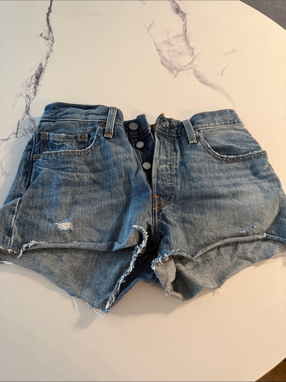 Women’s Levis Jean Shorts Size 27